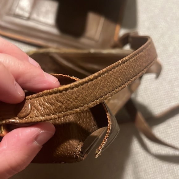 Valentino Garavani Vintage PROJECT Brown Leather Crossbody Bag - Picture 14 of 17